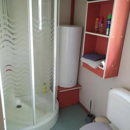 Chalet Morea Gitotel 캠프장 *